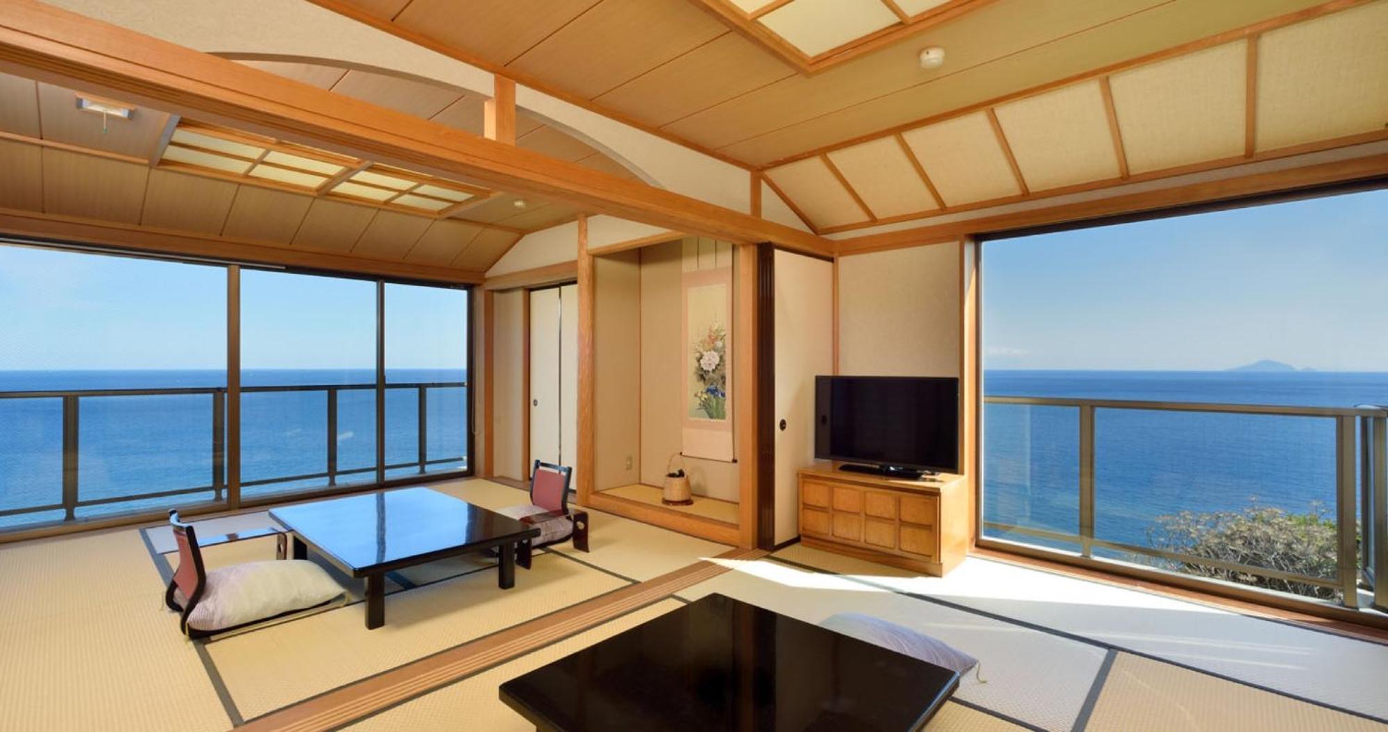 Izu Retreat By Onko Chishin Hotel Хигашиизу Екстериор снимка
